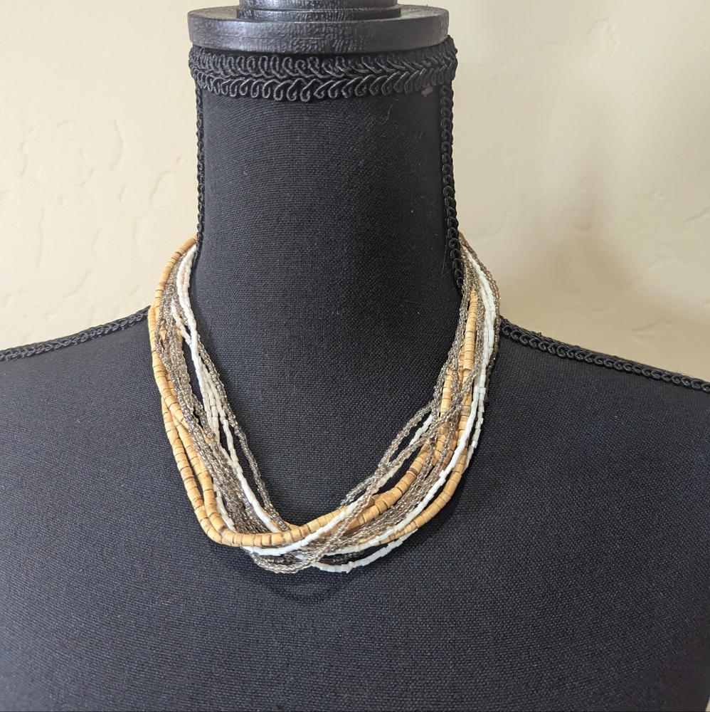 Very cute Vintage necklace, multi-strand necklace , coral necklace
